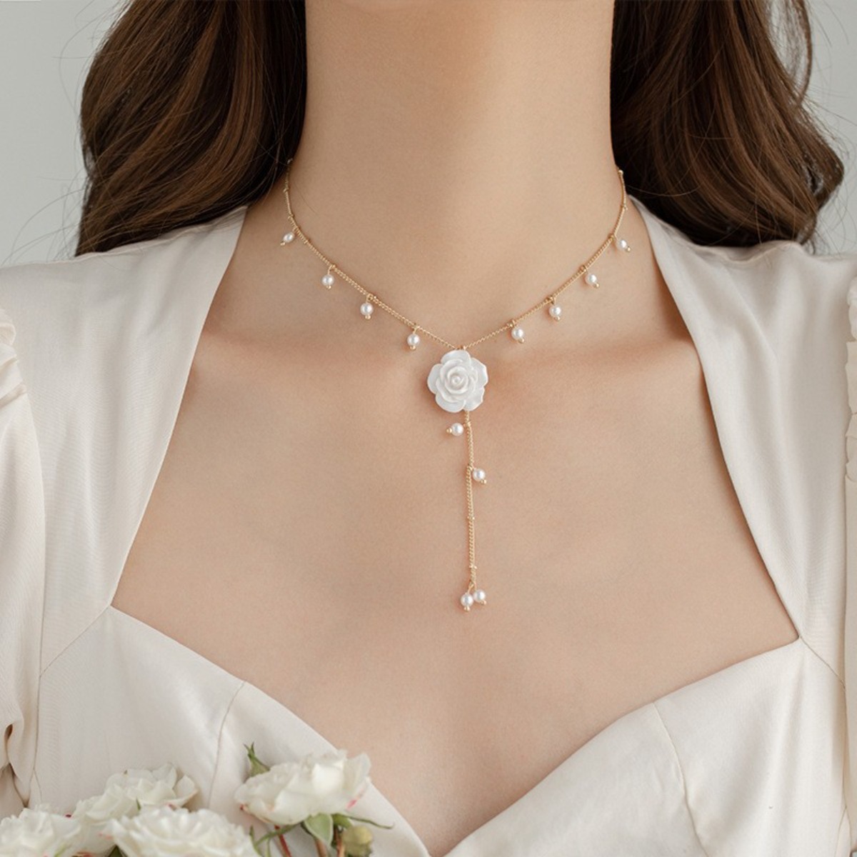 TEMU 1 collar exquisito y versátil con cadena de Y y redondos, adecuado para uso diario, fiestas y banquetes de mujer