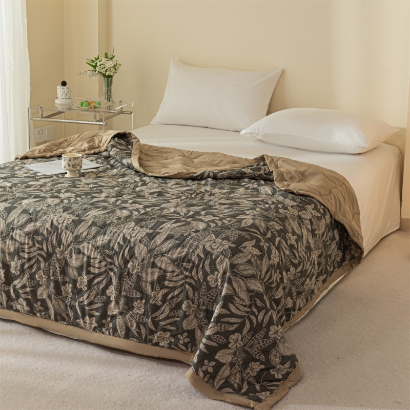 Image of 1pc Summer Cooling Quilt Retro Botanical Floral Print Summer Air Conditioner Quilt Coffee Color Double-sided Color Blocking Breathable Thin Quilt