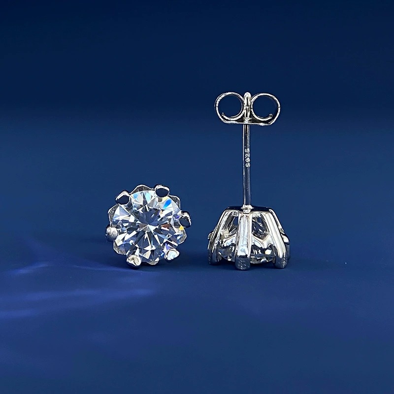 Stylish White Moissanite Snowflake Stud Earrings in 925 Silver
