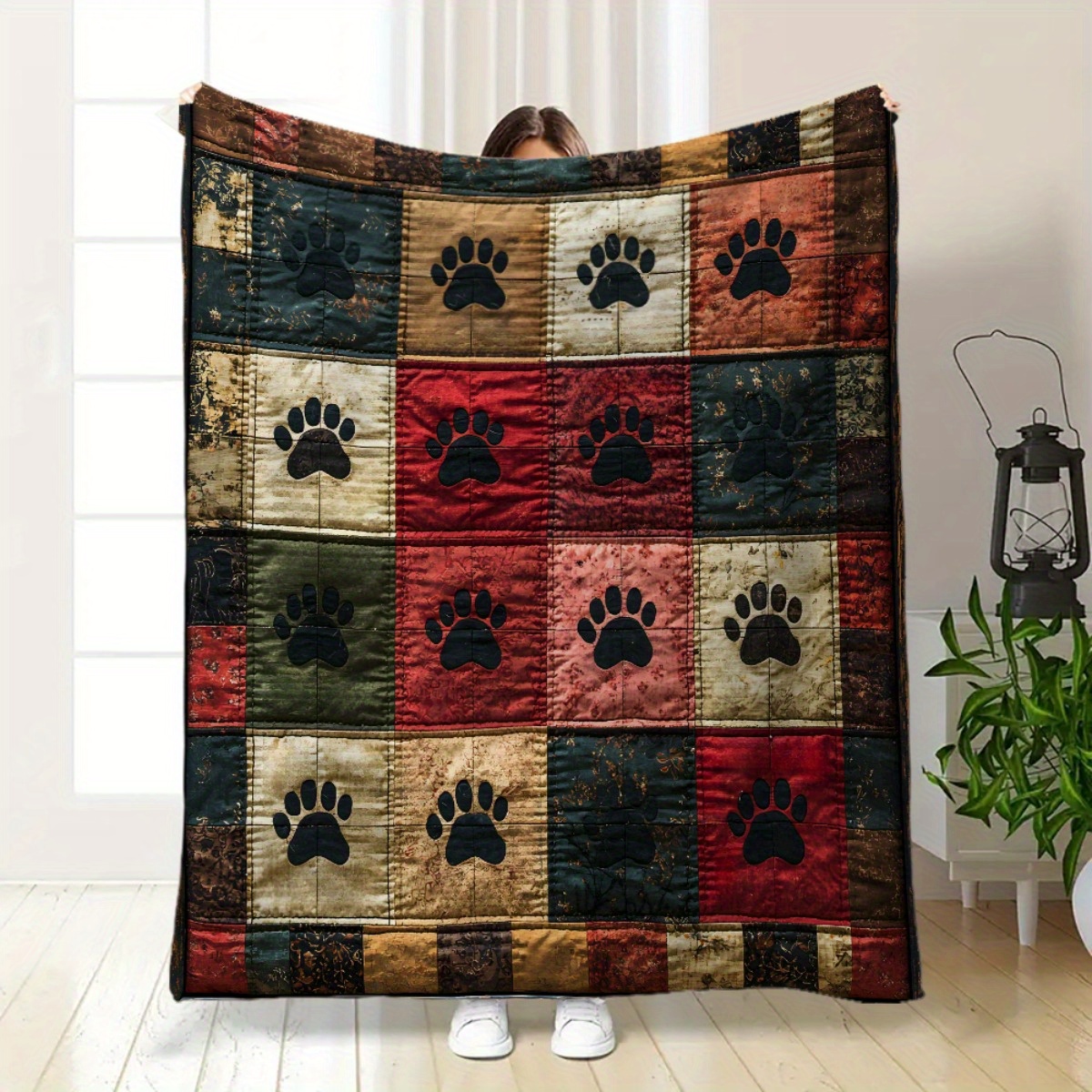TEMU 1pc Elegant Luxury Paw Print Pattern Blanket - Soft Flannel Comfortable Durable Gift, Vintage Design, Home Decor, Sofa Throw, Camping Travel
