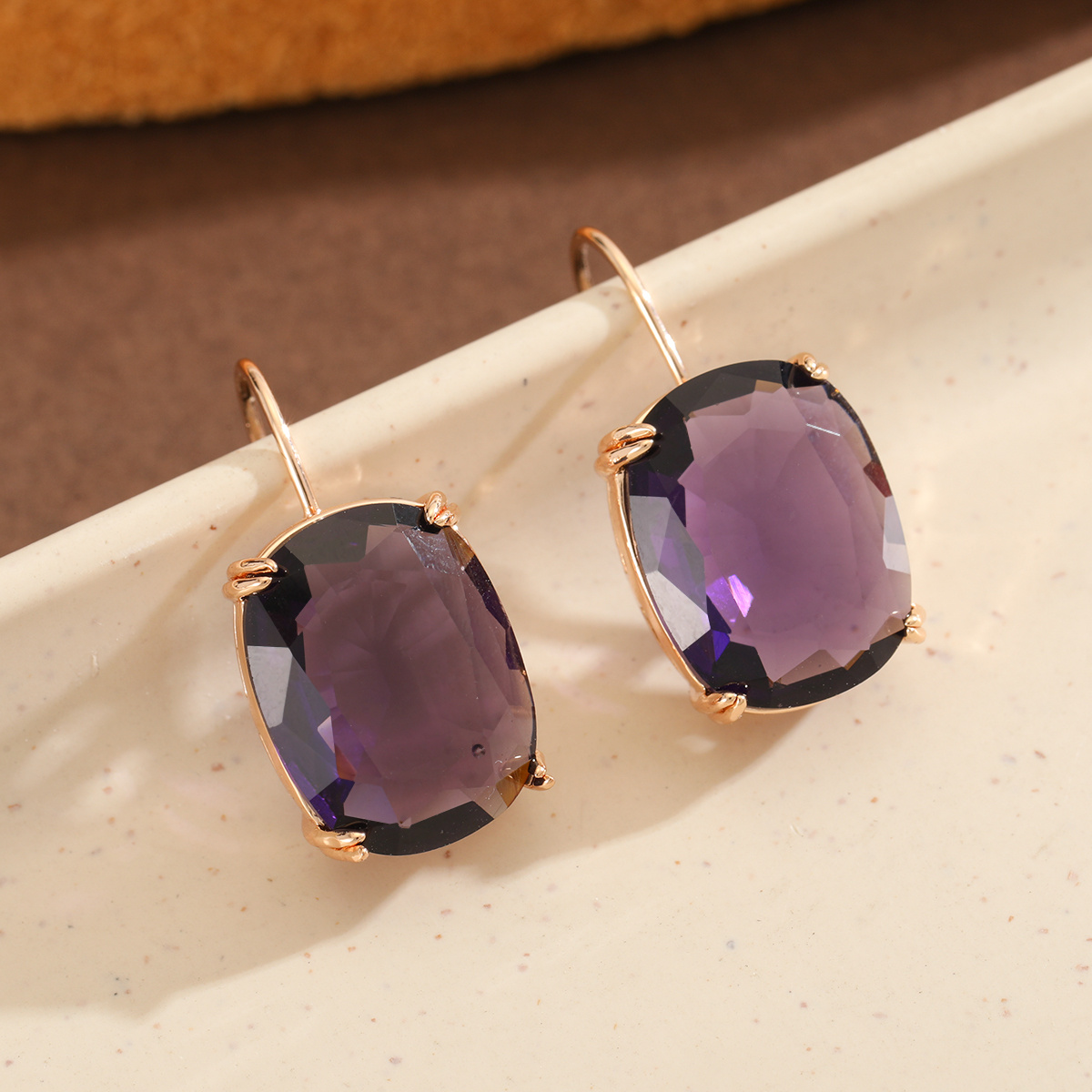 TEMU Pendientes colgantes retro de lujo con incrustaciones de circonita sintética cuadrada para mujer, para diario, uso casual en banquetes, aretes