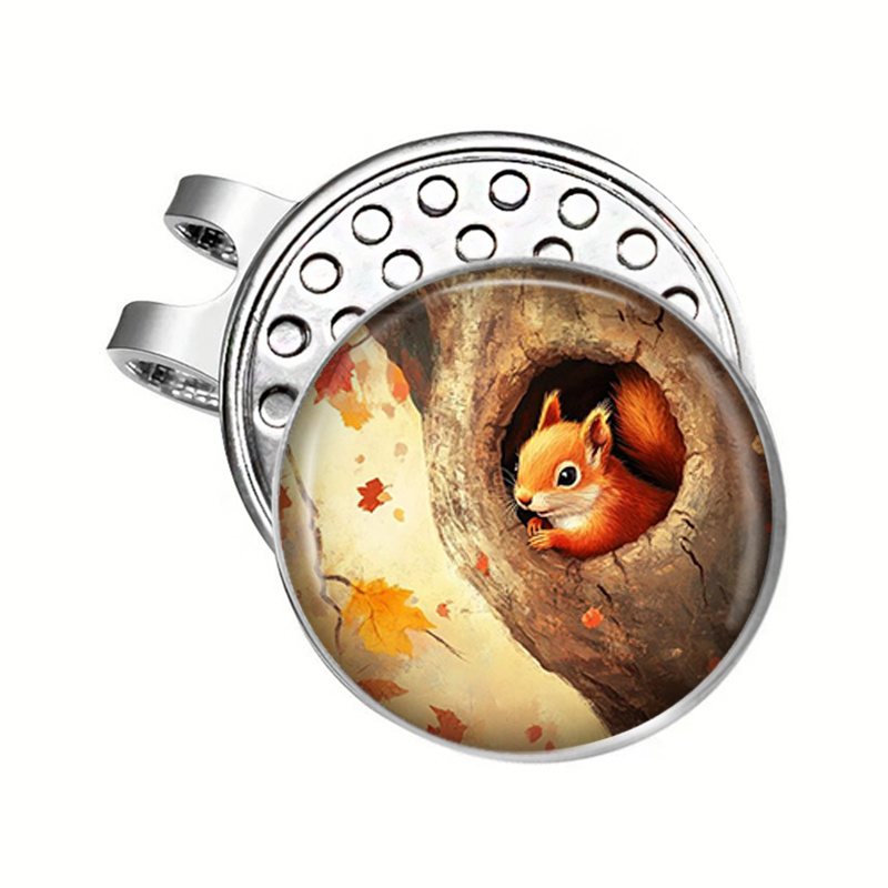 TEMU Golf Additions met een Eekhoorn Magnetische Hoedclip met een Ball Marker van Hole