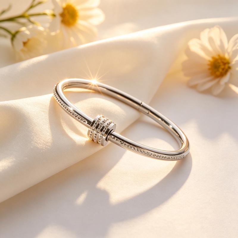 Women's Zirconia Inlaid Waterproof Stainless Steel Bangle