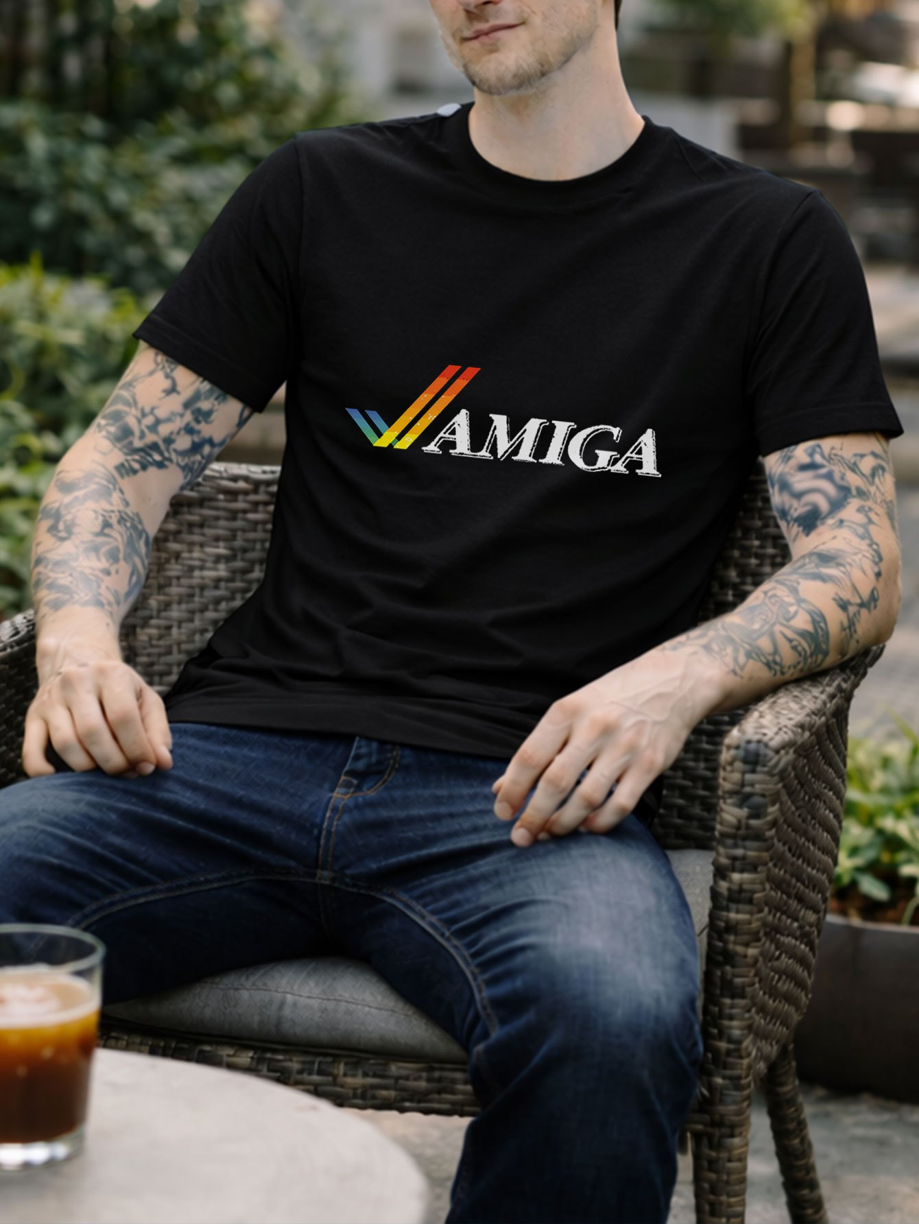 4Ca07D6Aa66A4C05938A2D0B3240Caca-Goods.jpeg amiga logo herren t-shirt - sportlicher hip-hop style