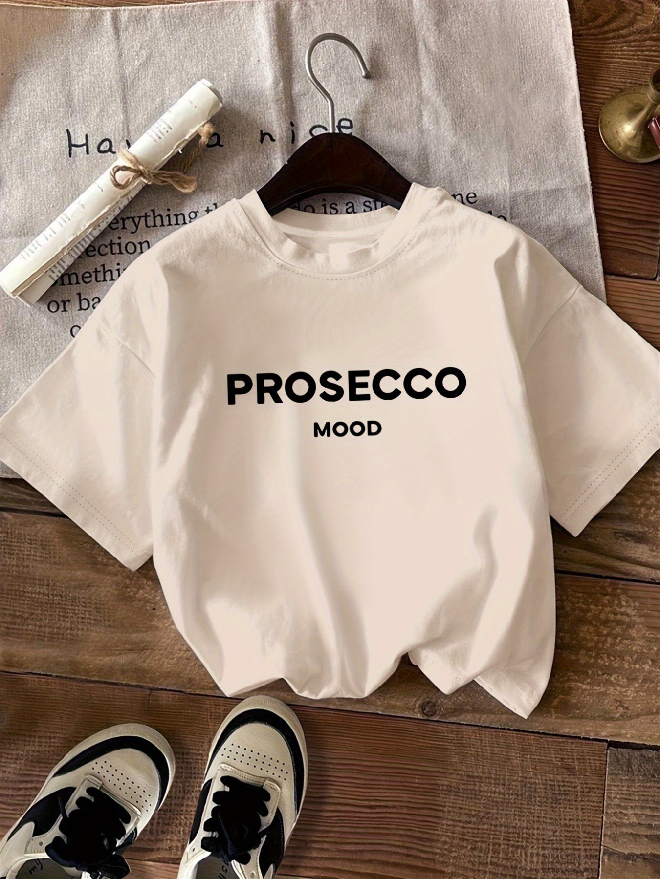 Letter print t-shirt, short sleeve crew neck casual top, Women's clothing