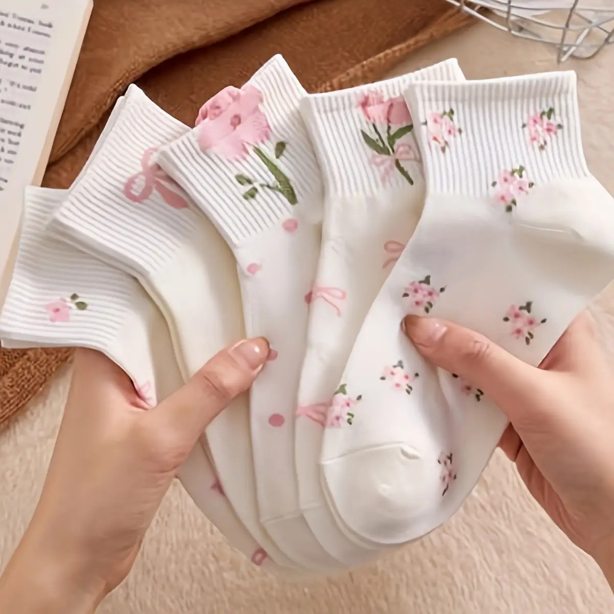 TEMU 5 Pairs Of Women's Ankle Socks Featuring A Stylish , Designed For During And Summer . Made From Soft Fabric And Suitable For Hand Washing, Socks Are Perfect For