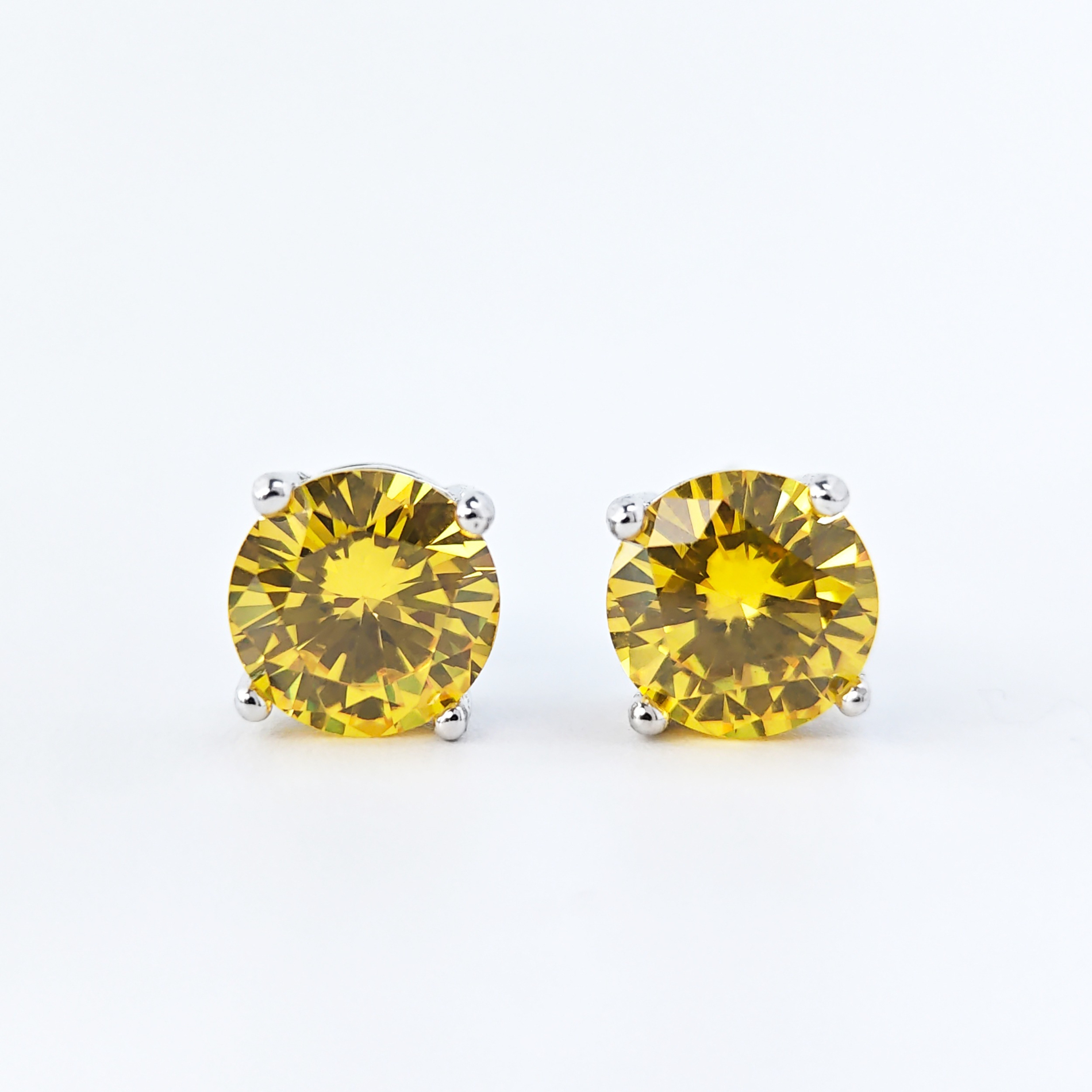 Dazzling 0.5/1/2/3 Carat 925 Silver Zircon Earrings for Daily Wear