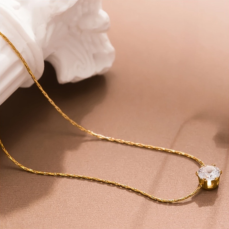 Women's Elegant Round Synthetic Cubic Zirconia Necklace