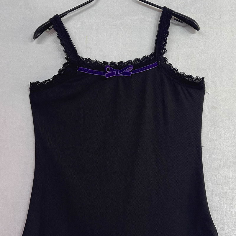 

Y2k-inspired Lace Trim Sleeveless Cami Top For Women - V-neck, Solid Color, Knit Polyester -