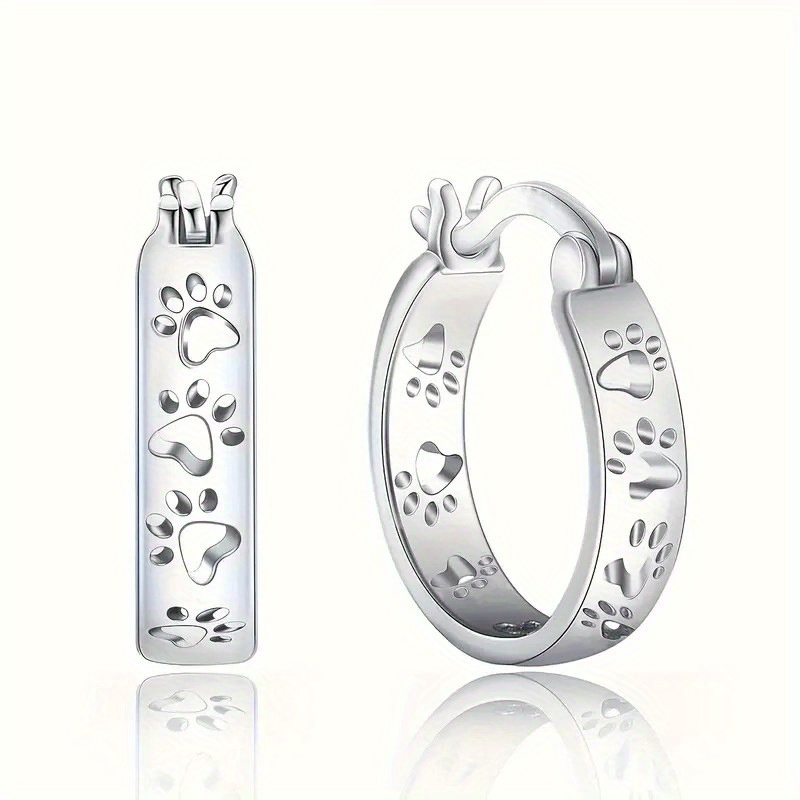 Image of Minimalist Hollow Cat Paw Print Hoop Earrings For Women, Perfect For Vacations, Everyday Wear, Casual Parties, And As Elegant Birthday Gifts