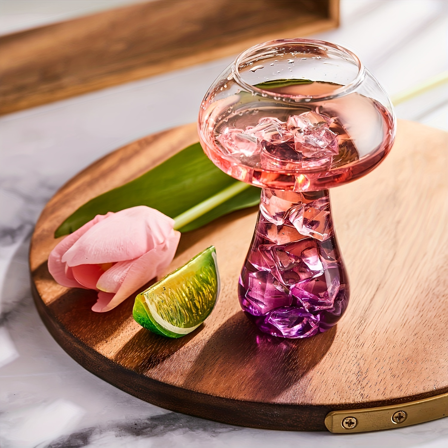 Mushroom-shaped Creative Wine Glasses, Cocktail Drink Glass Cups,  Transparent, Suitable for Parties * Drinking, KTVS, Bars, Clubs, and Home  Use