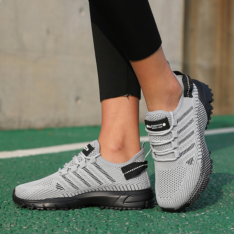 Women's Thickened Wide Toe Running Shoes