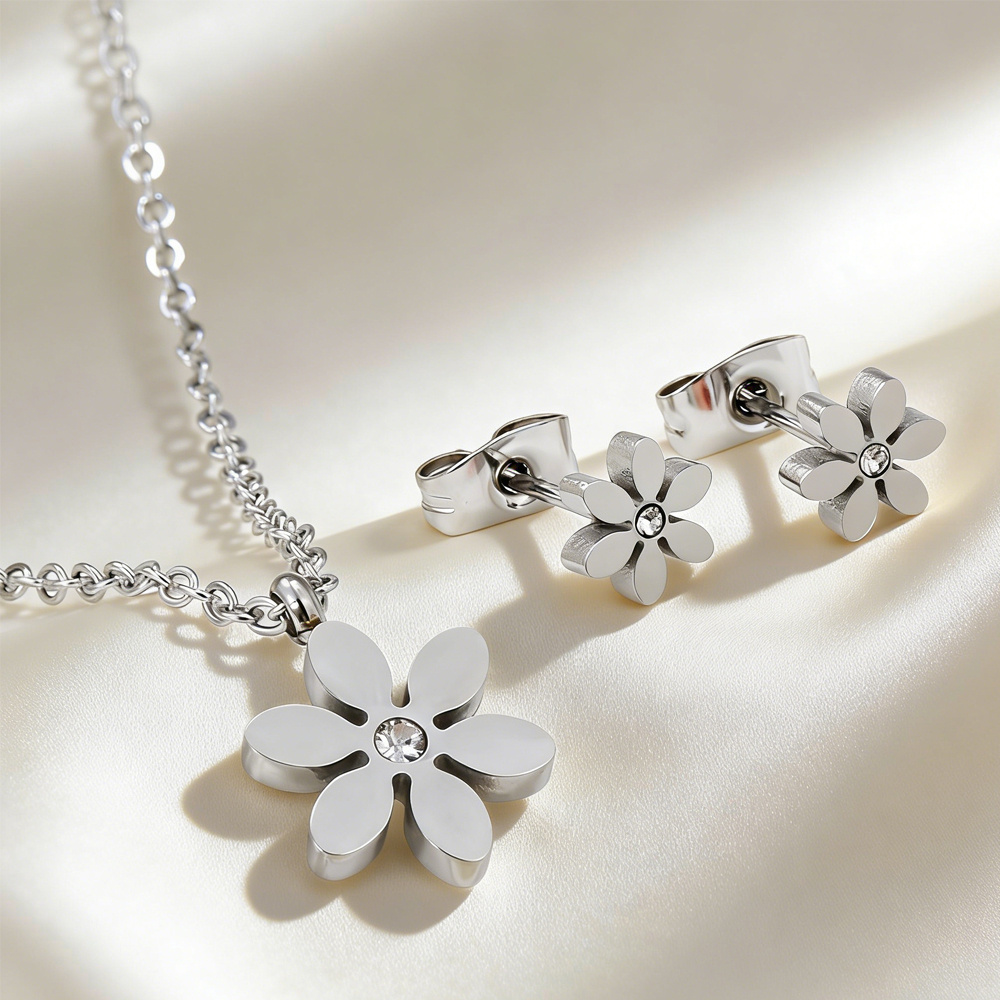 Image of 3pcs Set Minimalist Women's Vintage Light Set, Stainless Steel Earrings And Pendant Necklace Combo, Suitable For Daily Wear, Parties, Banquets, And Festive Occasions, Valentine's Day Gift