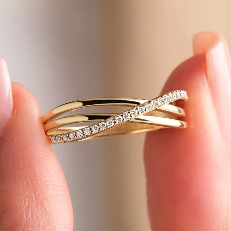 Twisted Pattern Ring with Light Pink Synthetic Zirconia, Daily Wear