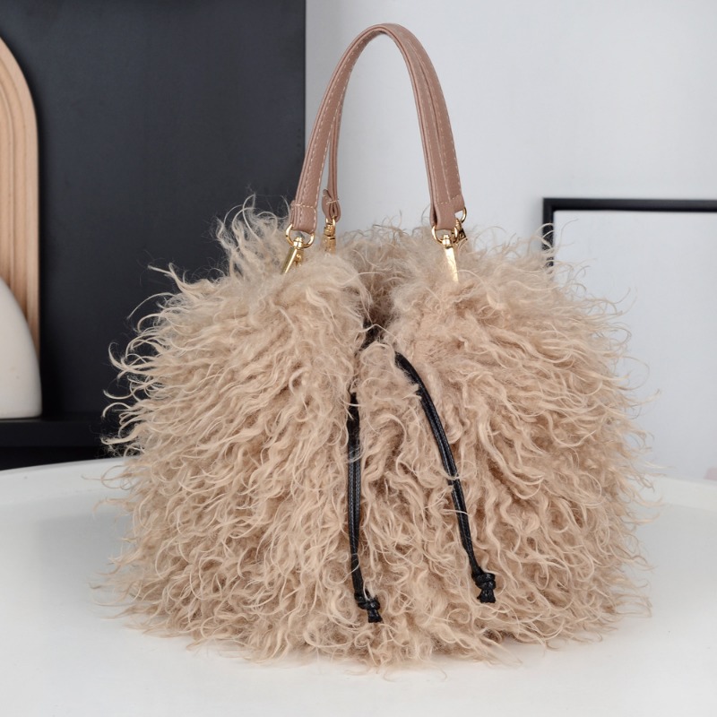 TEMU 2026 New Faux Lamb Tassel Fur Bag, Faux Fur Handheld And Shoulder Large Capacity Tote Bag For Women, Light Luxury, Fashionable And Easy, Hot