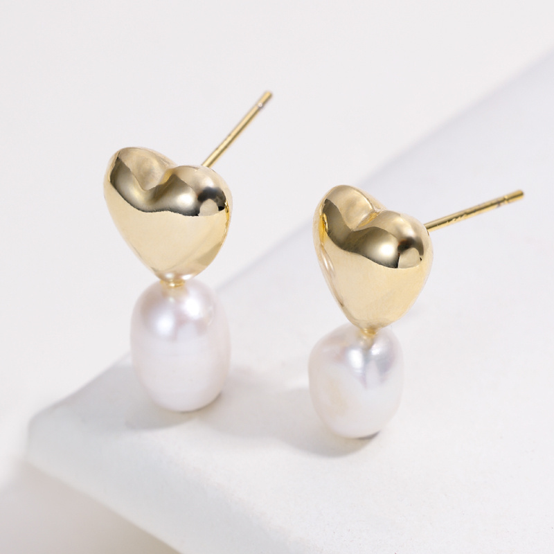 Women's French Style Heart-Shaped Baroque Earrings, Elegant Minimalist
