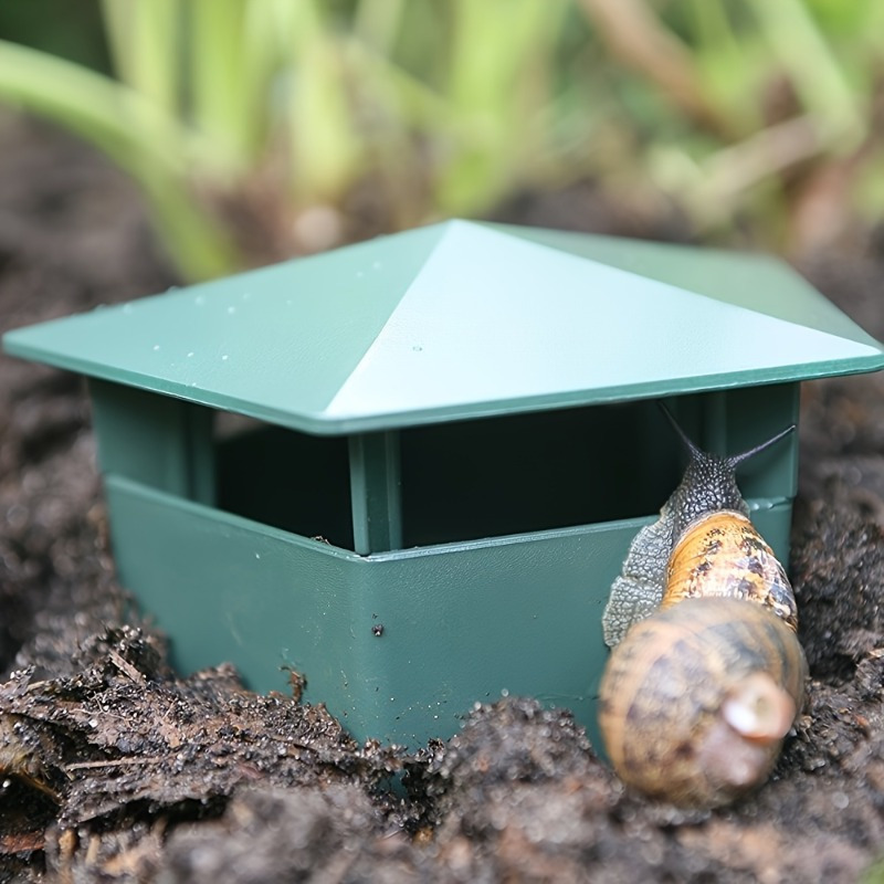 Capcană din plastic pentru melci și melci - Control non-toxic de înaltă calitate a dăunătorilor de grădină, fără rău pentru legume și flori, capcană verde durabilă pentru agricultura urbană și grădinile de acasă, 10x11cm