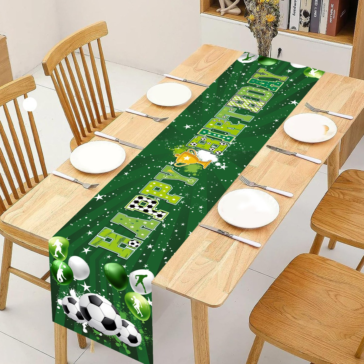 

1pc Football Party Table Runner - Décor de table rectangulaire en polyester vert avec design de de football pour la décoration de et de