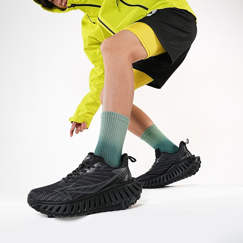 Men'S Casual Sports Footwear Available in White, Black, Blue, And Green, Sizes 36 to 46. These Shoes Are Lightweight, Breathable, And Designed for Comfort During Everyday Use And Outdoor Activities