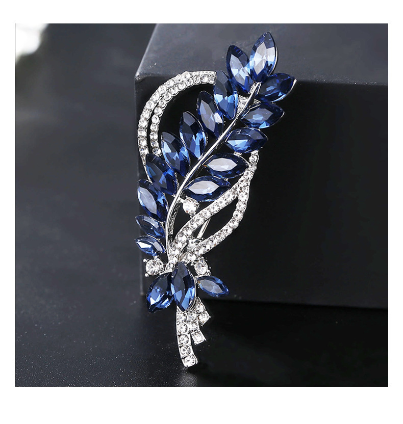 1pc   luxury wheat   brooch elegant korean style flower shape jewelry pin for women and men novelty plant badge accessory details 2