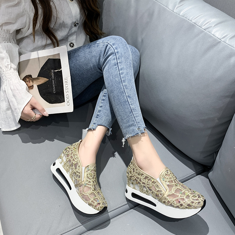 TEMU Women's Fashion   Low-top Lightweight Casual Shoes, Height-increasing Thick-soled Single Shoes, Women's Retro Running Shoes, Lightweight And
