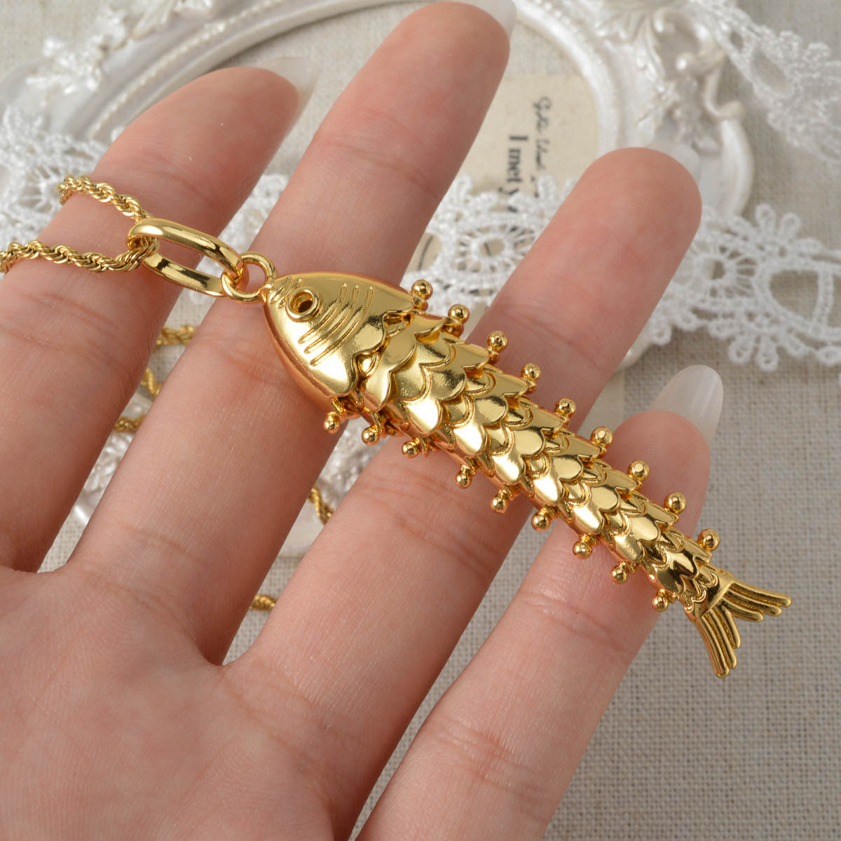 Women's 18K Gold Plated Wiggle Fish Pendant Necklace