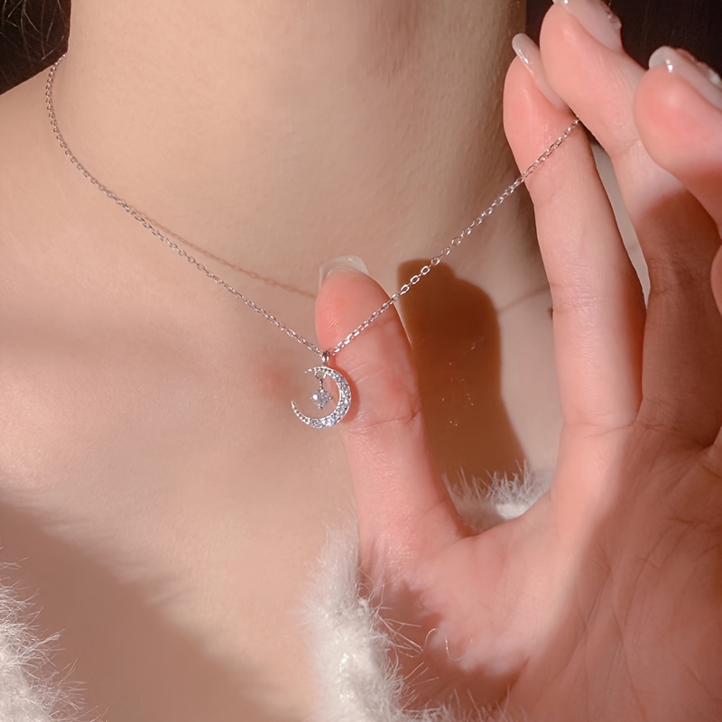 TEMU Collier avec pendentif argentée en cristal artificiel, style minimaliste élégant, convient aux femmes