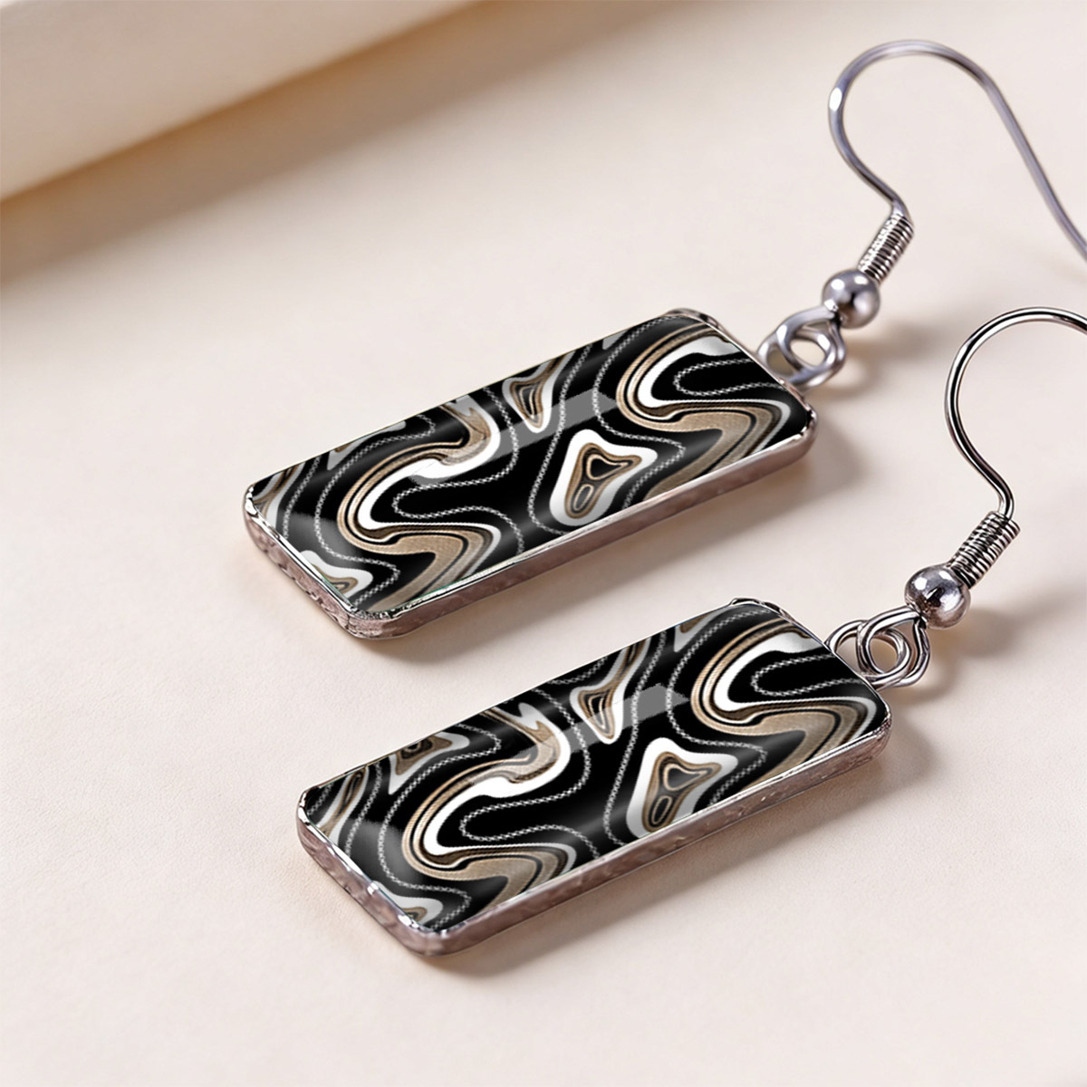 1 Pair Retro Black Golden Fluid Swirl Long Earrings, Minimalist Style