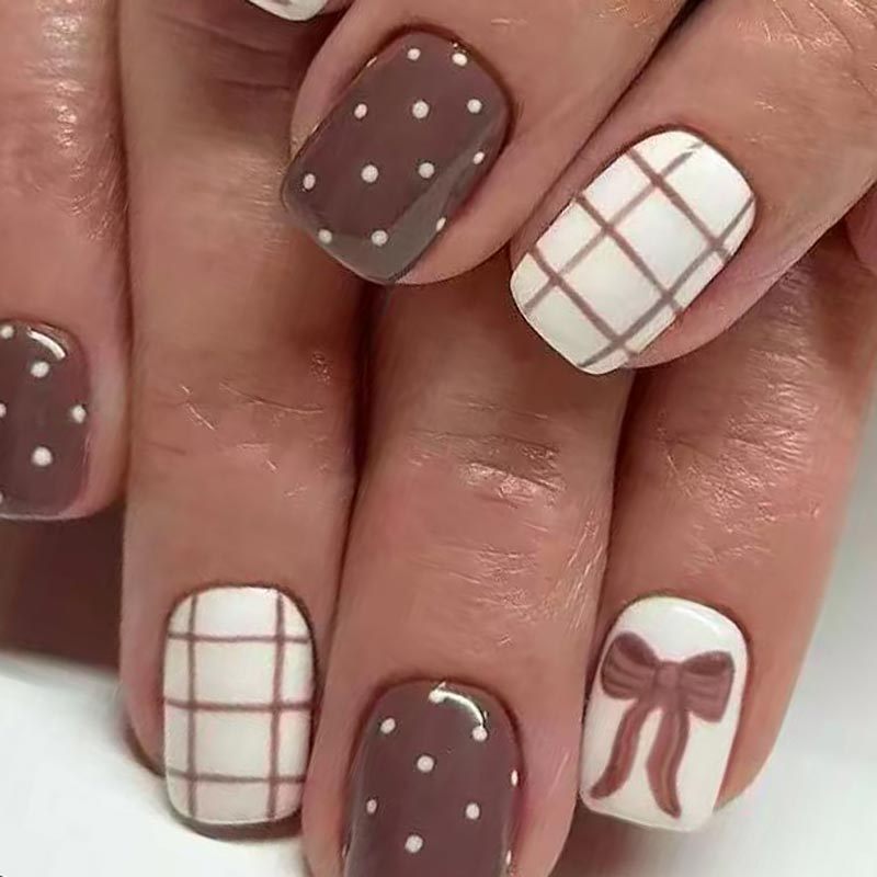 TEMU 24pcs Of Short Square Brown Checkered Bow Tie Patterned Hand-painted Nail Art Stickers, Removable Fake Nails