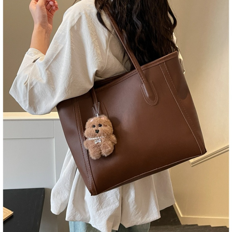 2026 New Shoulder Tote Bag, Stylish Handbag for Business Commuting, Versatile for Women, Used as Shoulder Bag or Crossbody Bag, with Brown Puppy Pendant