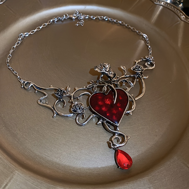 

Elegant Gothic Red Heart & Flower Pendant Necklace - Adjustable Chain For Valentine's, Christmas Parties &