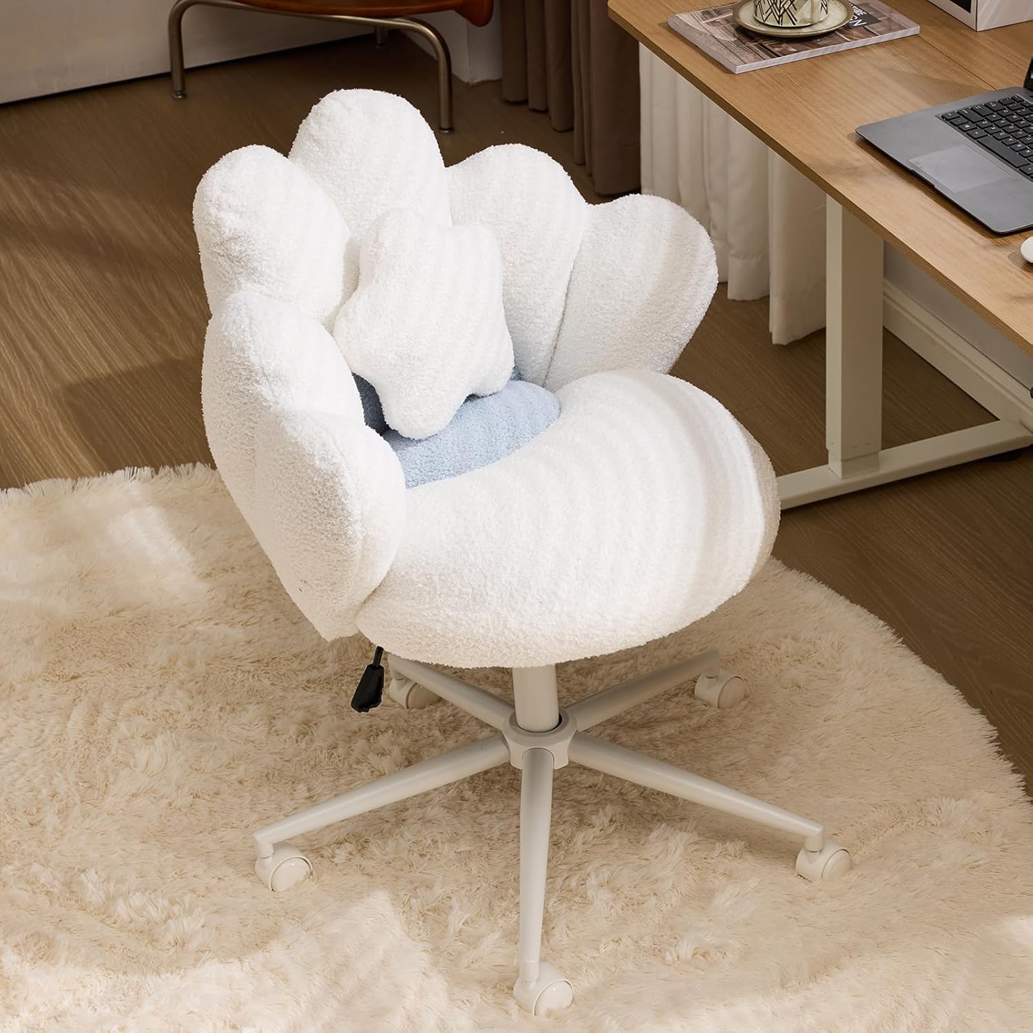 Bonnlo Swivel Chair, Vanity Chair, Relaxing Armchair, Ergonomic Office Chair, Chair With Flower-shaped Backrest, For Living Room, Office, Bedroom, In Teddy Plush, 2 Colors