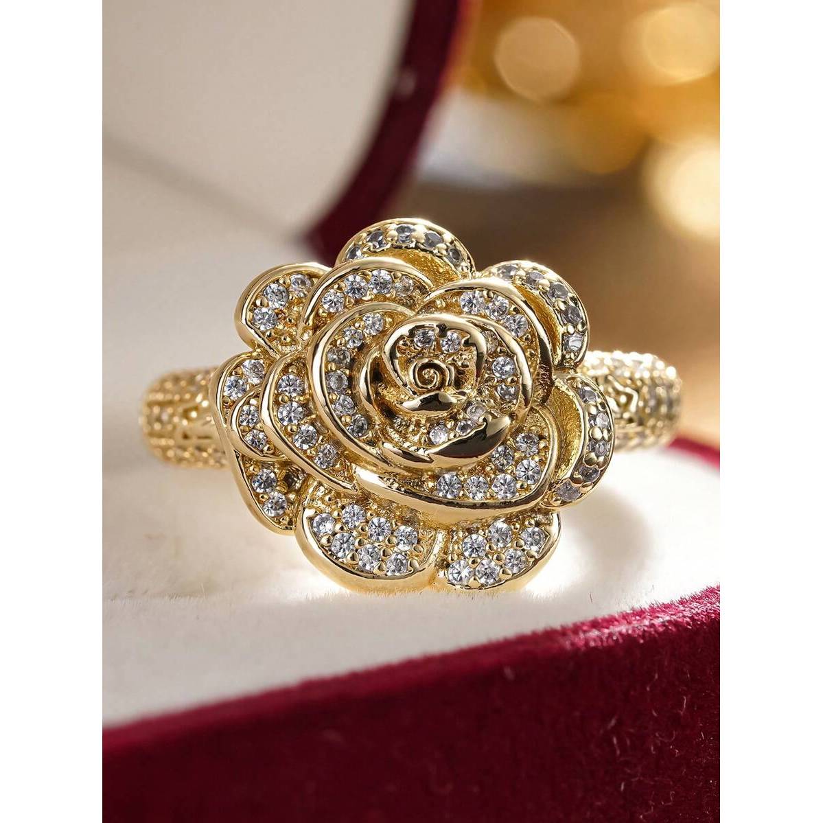 Luxurious Cubic Zirconia Stone Ring for Women