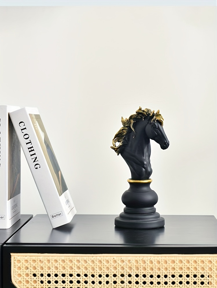 3pcs of Black and Golden Resin Chess Ornaments, Luxurious Black and Golden Chess Pieces, Suitable for Home Decoration- Ideal for Living Rooms and Study Rooms. Desk Arrangement