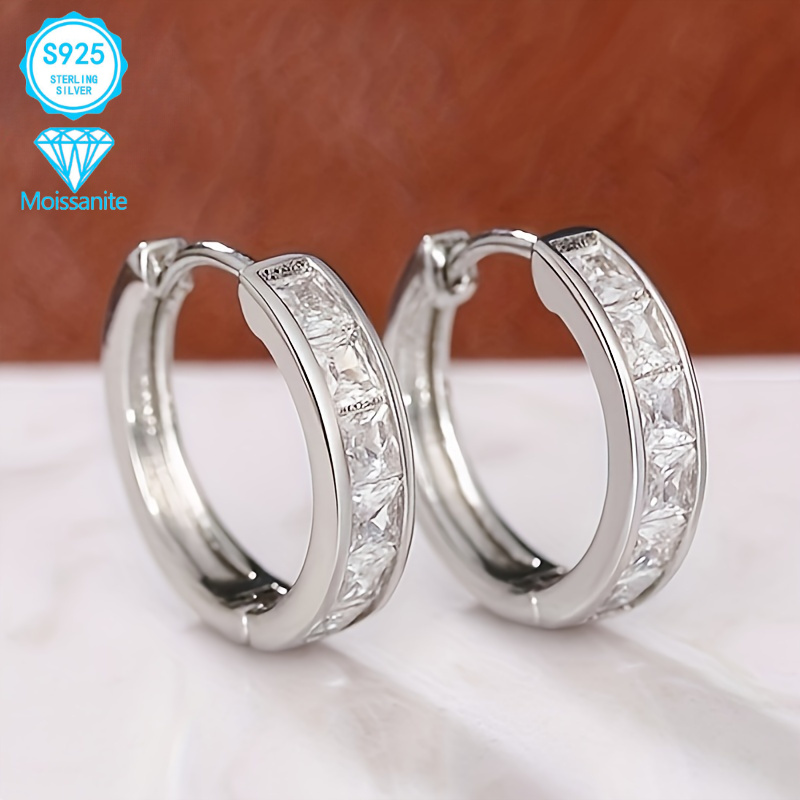   925 sterling silver moissanite earrings fashionable and simple sparkling daily wear for women hypoallergenic nickel free lightweight earrings suitable for any outfit and date as a gift for women Product details 5