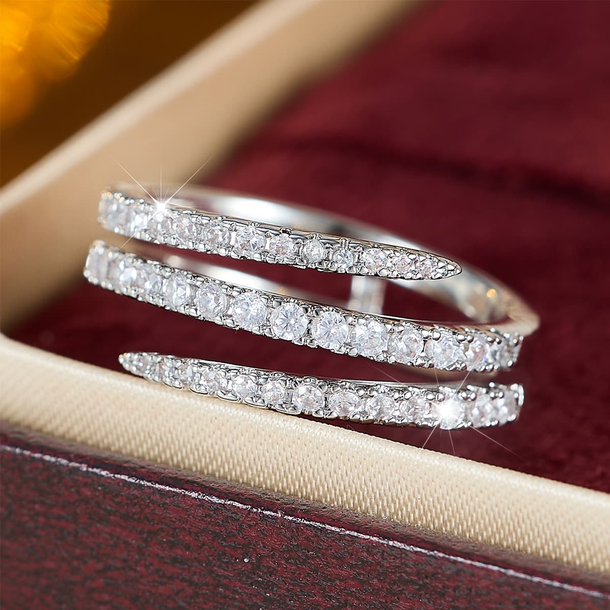 Twisted Full-Set Zirconia Inlaid Ring