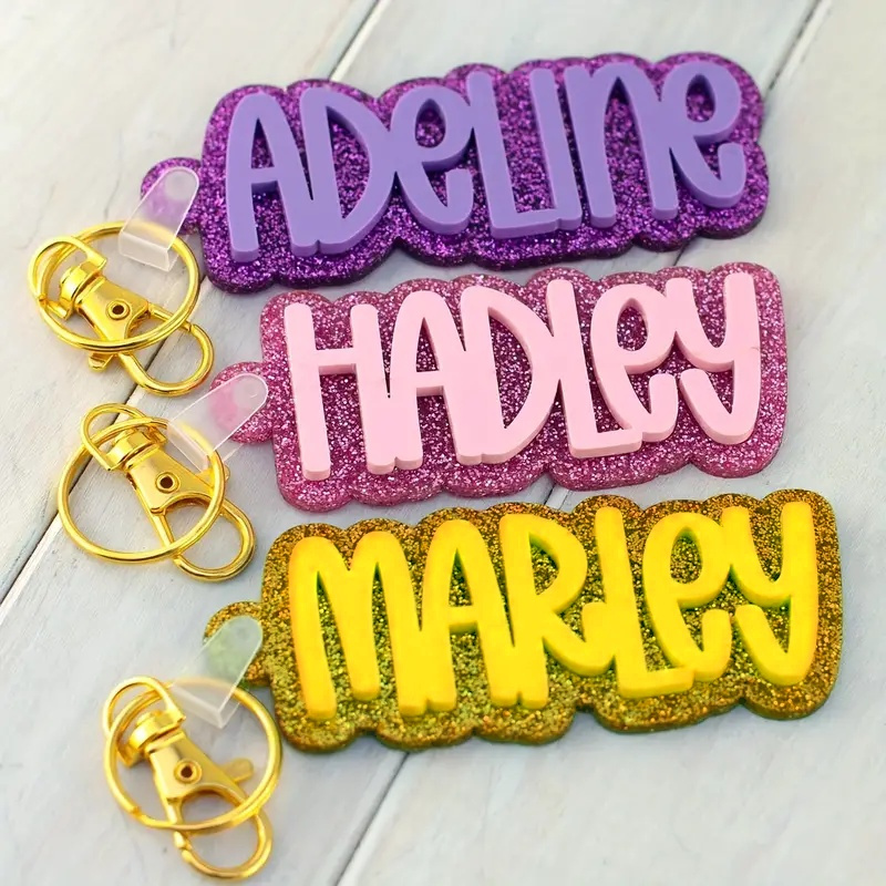 

1pc Personalized Acrylic Keychain, Lettering Keyring, Decorative Key Holder For Water Bottles, Suitcases, Lunch Bags - Ideal For Christmas, Birthday, Valentine's Day Gifts