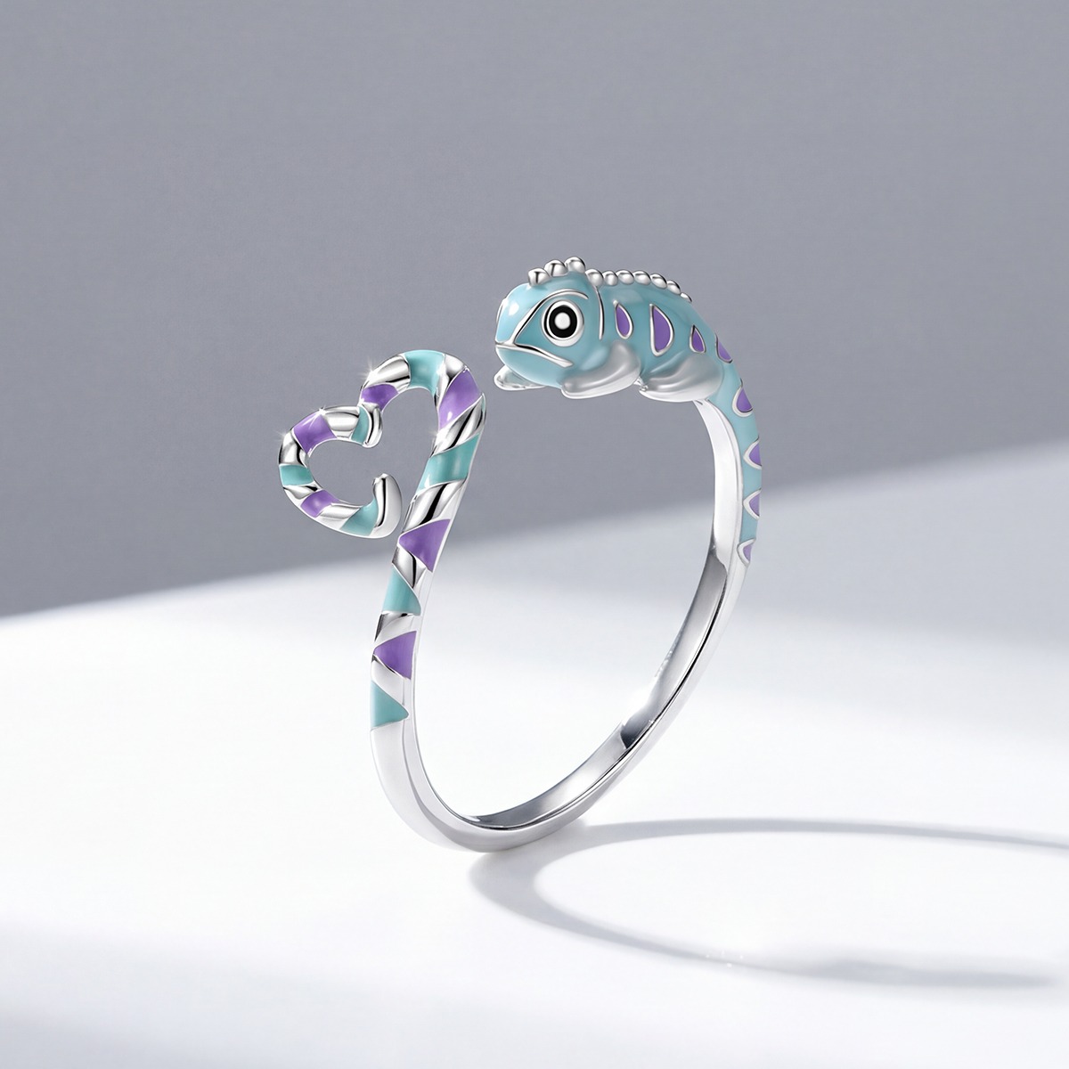 Women's Chameleon Love Open Ring, Versatile Design