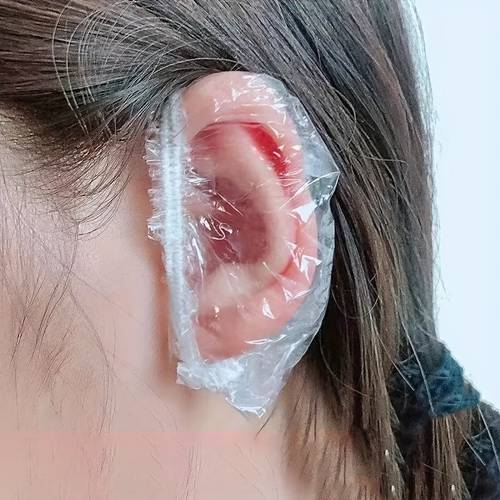 100pcs disposable clear plastic ear covers for hair dyeing shower protection hygienic single use ear guards for hairstylists barbers clients durable comfortable design ear covers for shower