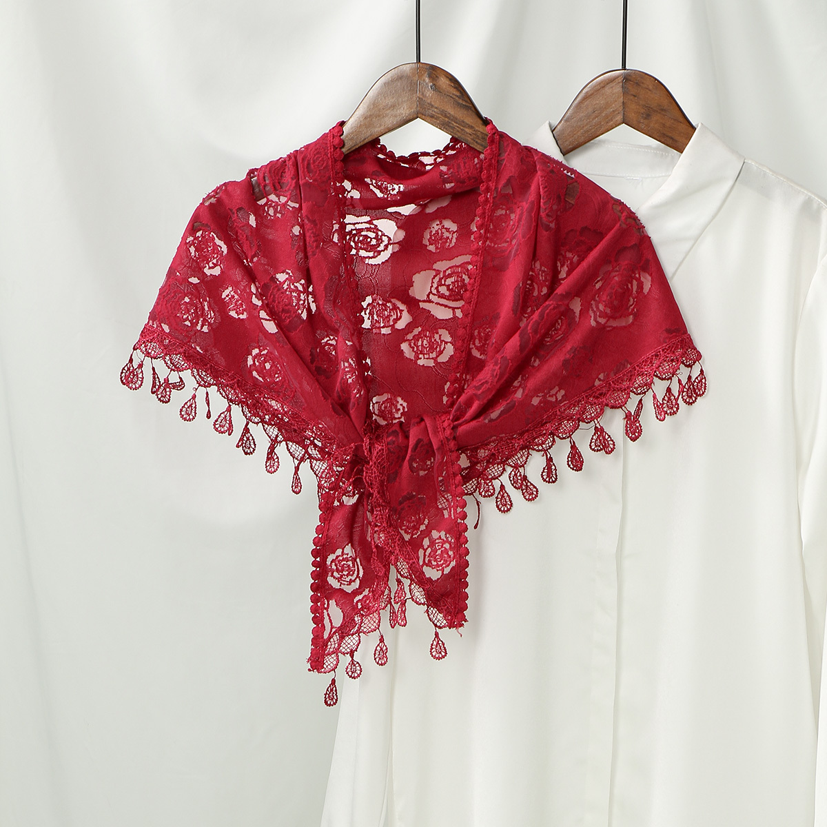 New Women's Rose Vintage Lace Embroidered Triangle Scarf, Comfortable Shawl