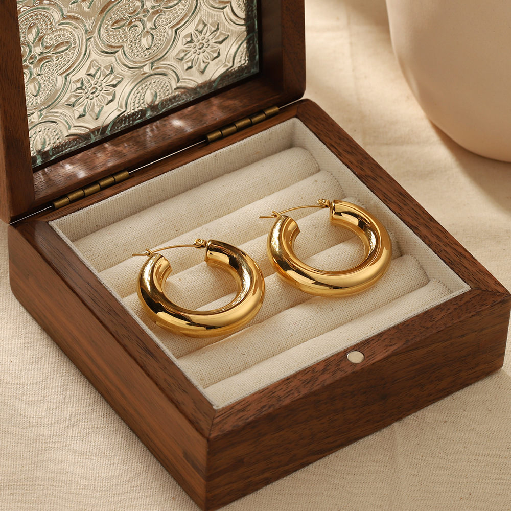TEMU 1 Pair High-quality Stainless Steel Round Hoop Earrings, Wear, Hypoallergenic And Fade-resistant, Comfortable For Ear Piercing, Temperament And