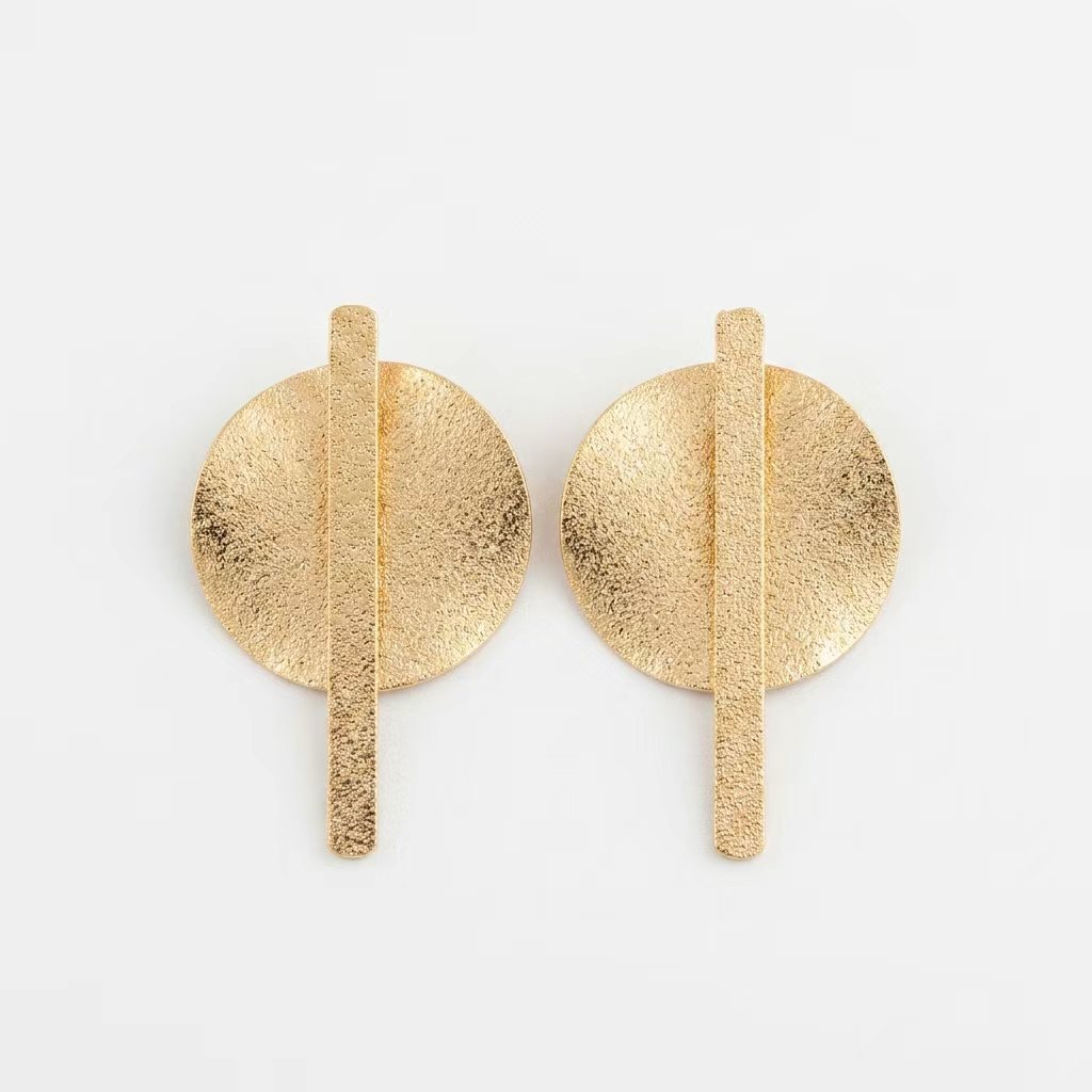 TEMU 1 Pair Of Women's Fashionable Flower-shaped Earrings, Bohemian-style Simple Front And , Geometric Round Frosted Surface, Suitable For Daily