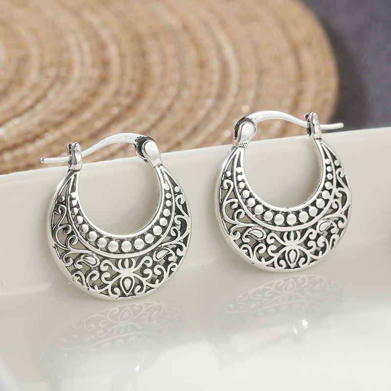 TEMU Exquisite Retro Hollowed-out Hoop Earrings | Women's Ethnic Style, Artistic Jewelry, Suitable For Daily Vacation And Party Wear, Copper With