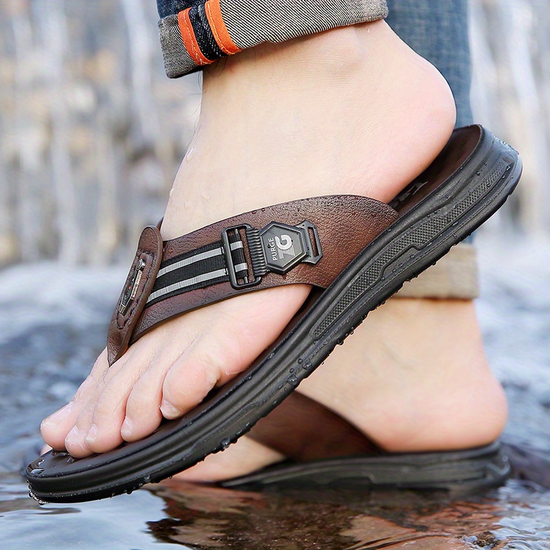   flip flops for home use lazy slippers   lightweight quick drying odor resistant wear resistant comfortable soft soled casual shoes for men summer outdoor fashionable and versatile home and bathroom non slip slippers 2pcs combination set design   1pc shoes 1pc high quality storage bag Product details 7