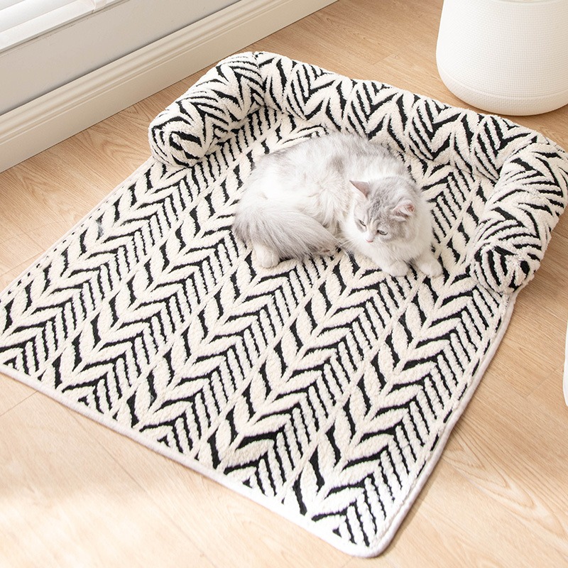 TEMU Cozy Plush Pet Mat In And Cats, Non-slip Sofa Pet Bed, Comfortable Warm Pet Cushion