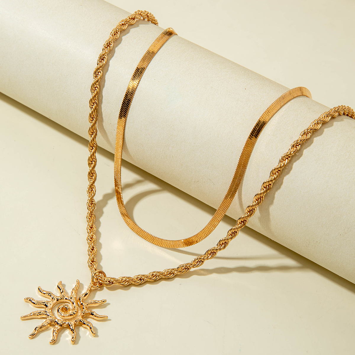 2pc Unique Retro Spiral Sun Pendant Necklace Set, Layered Metal Chains