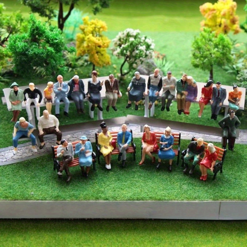 Sharplace Lot de 100 Personnages Assises de Miniature Peinte à l'Échelle 1: 100, Mini Figurines pour Modélisme Trains, Diorama, Maquette