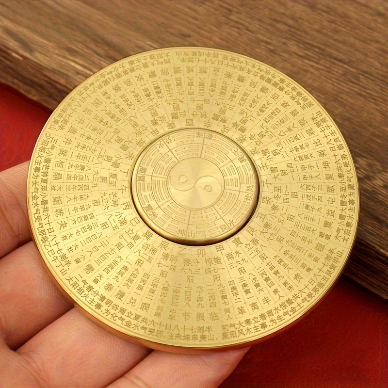 1pc Solid   Shui Compass Ancient Chinese Character Gossip Pattern Traditional Design   Home/ Office Elegant Tabletop Ornament