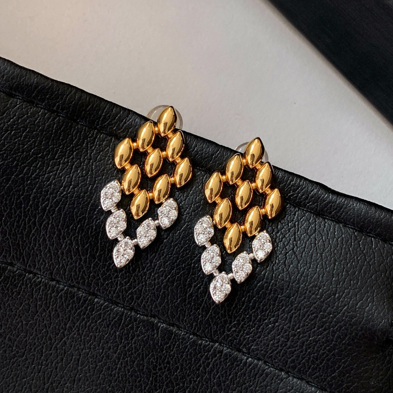 TEMU A Pair Of Luxurious, High-end Minimalist Hollow-out Drop Earrings