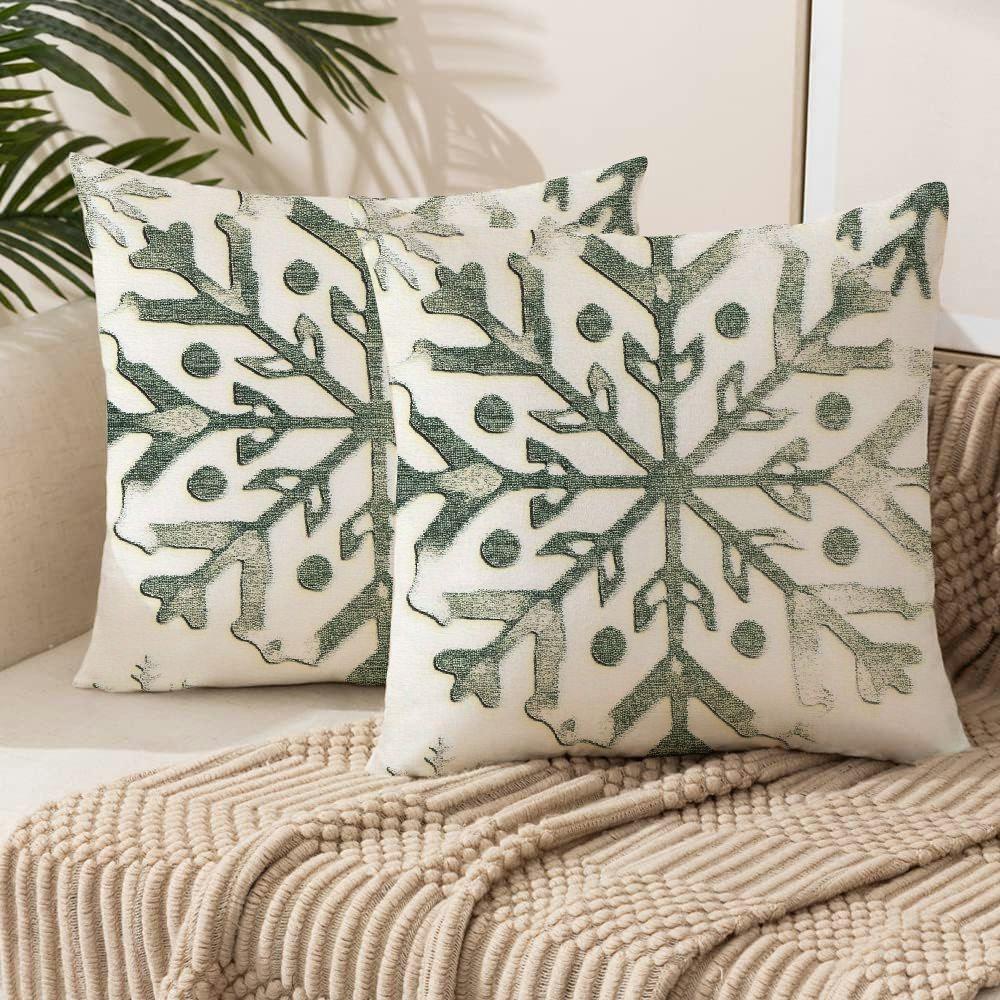 

Hemitong Winter Green Decorative Throw Pillow Covers 18 Set Of 2, Christmas Tree Leaves Porch Patio Outdoor Pillowcase, Seasonal Sofa Couch Home Decor